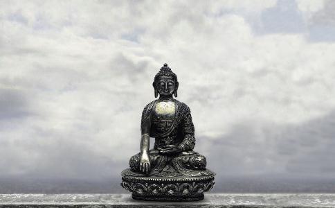 圣嚴(yán)法師：佛陀是創(chuàng)世主嗎？