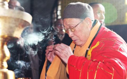 明學(xué)長老是出家人的楷模！