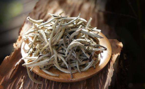 新白茶要如何存成老白茶？白茶的倉(cāng)儲(chǔ)方法