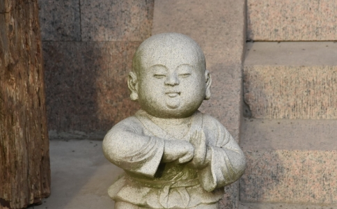 明海法師：挫折必須要自己走過去，不然無法成長
